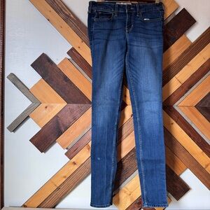 Hollister Women's Dark Blue Skinny Jeans